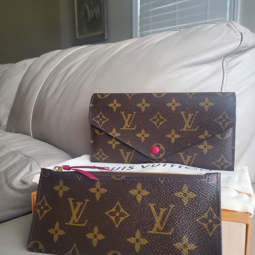 Louis Vuitton Josephine Wallet